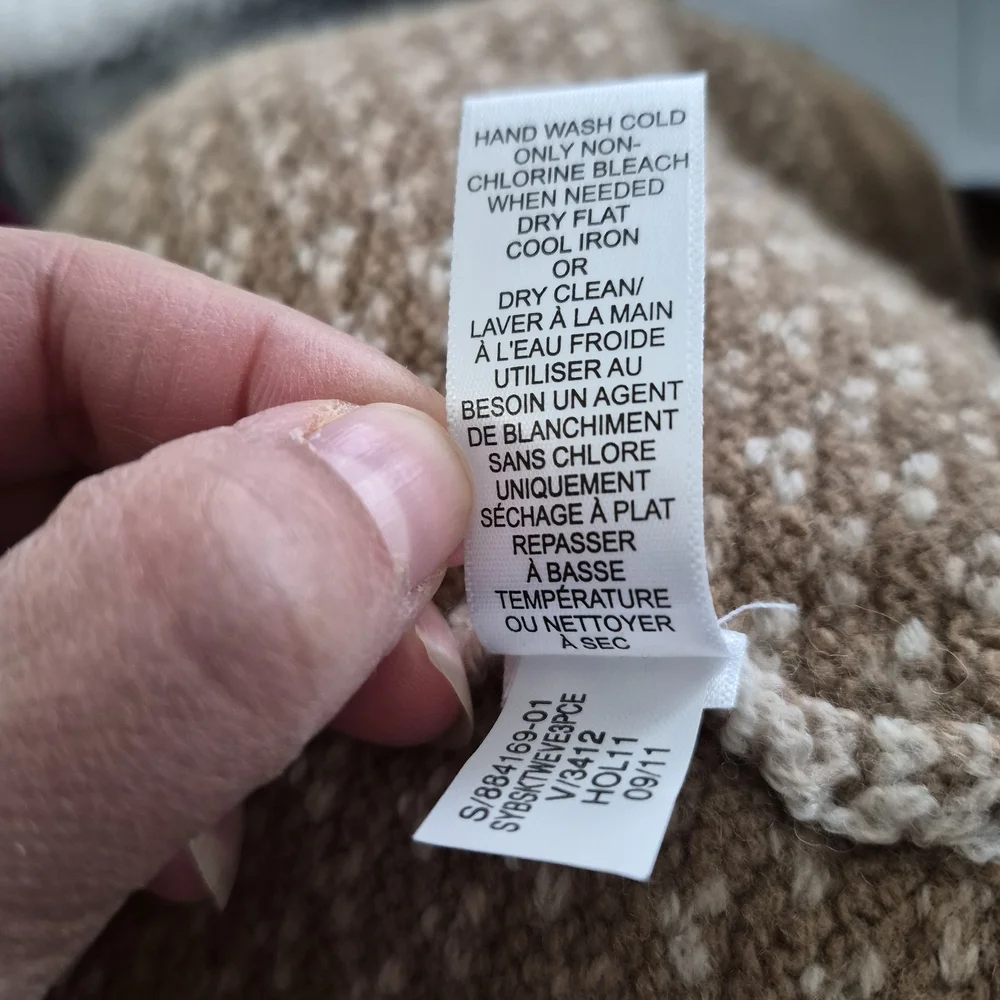 Banana Republic Italian Yarn Wool Cashmere M Cropped Cardigan Funnel Neck Office - Picture 13 of 14